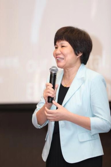 图为99499www威尼斯谢曼华书记致辞